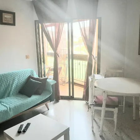 Casa Adriana, Balcon Y Parking In Shared *